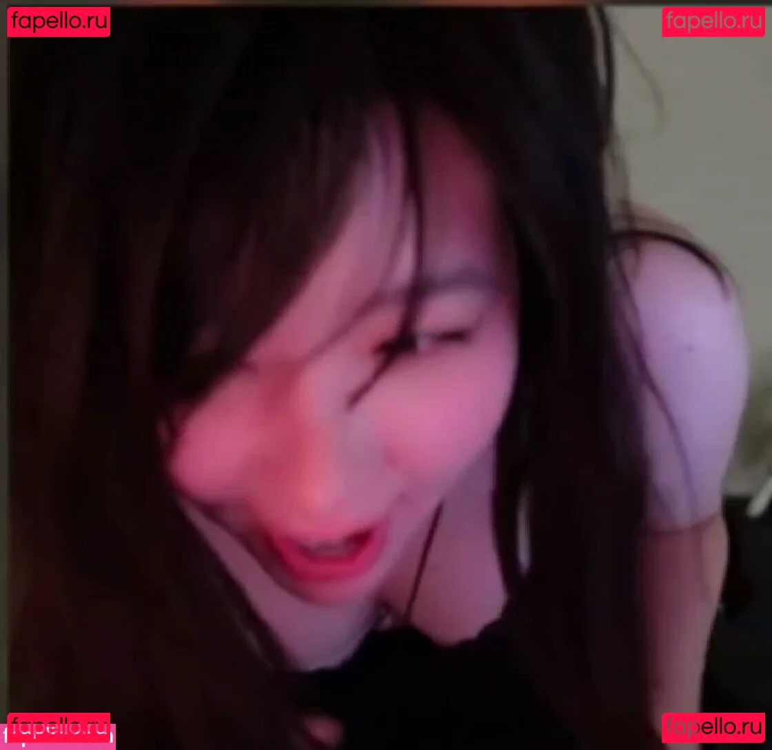 Júlia Nakamura Onlyfans Photo Gallery 