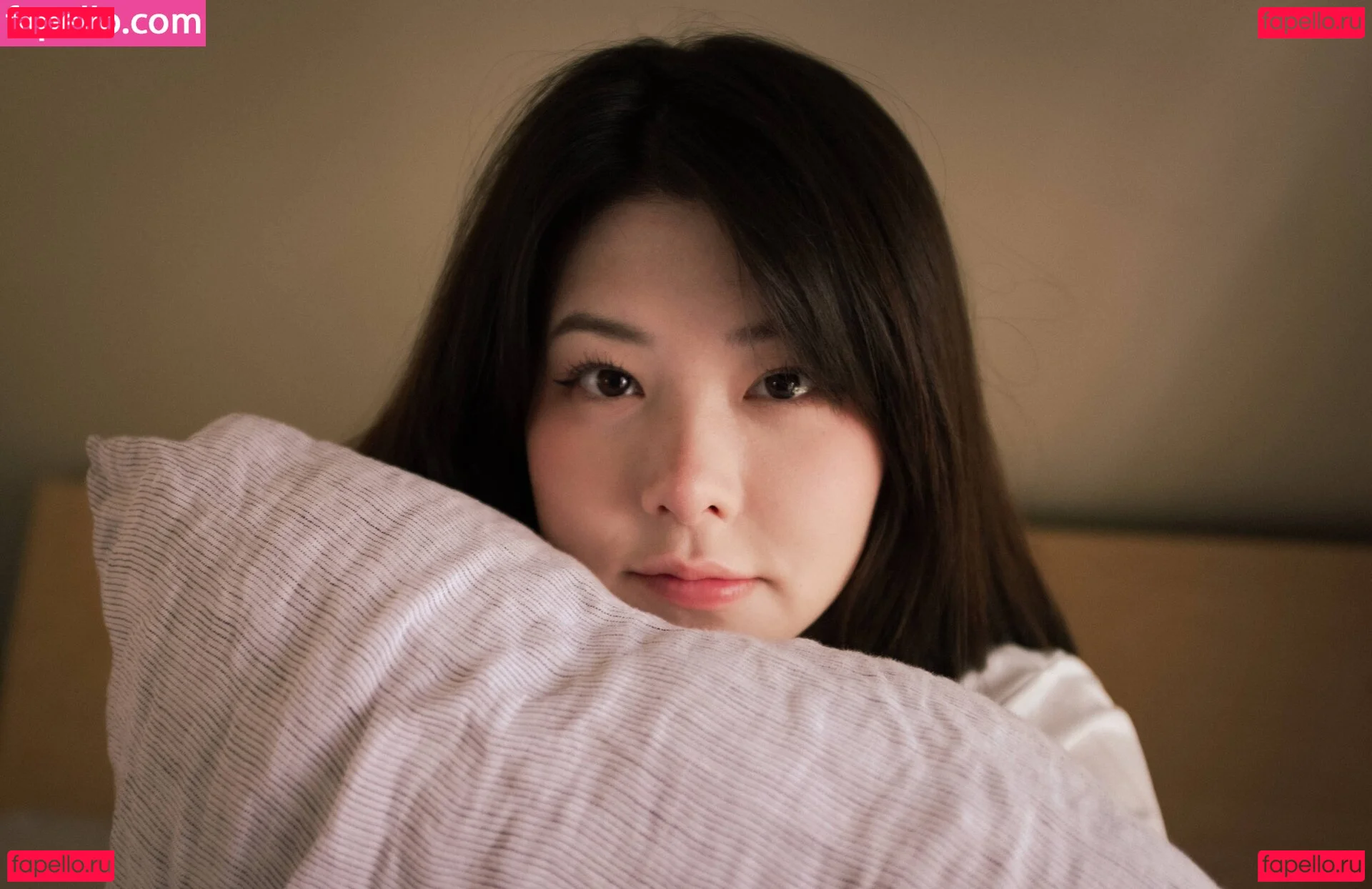 Júlia Nakamura Onlyfans Photo Gallery 