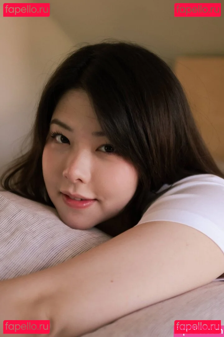 Júlia Nakamura Onlyfans Photo Gallery 