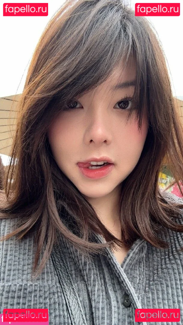 Júlia Nakamura Onlyfans Photo Gallery 