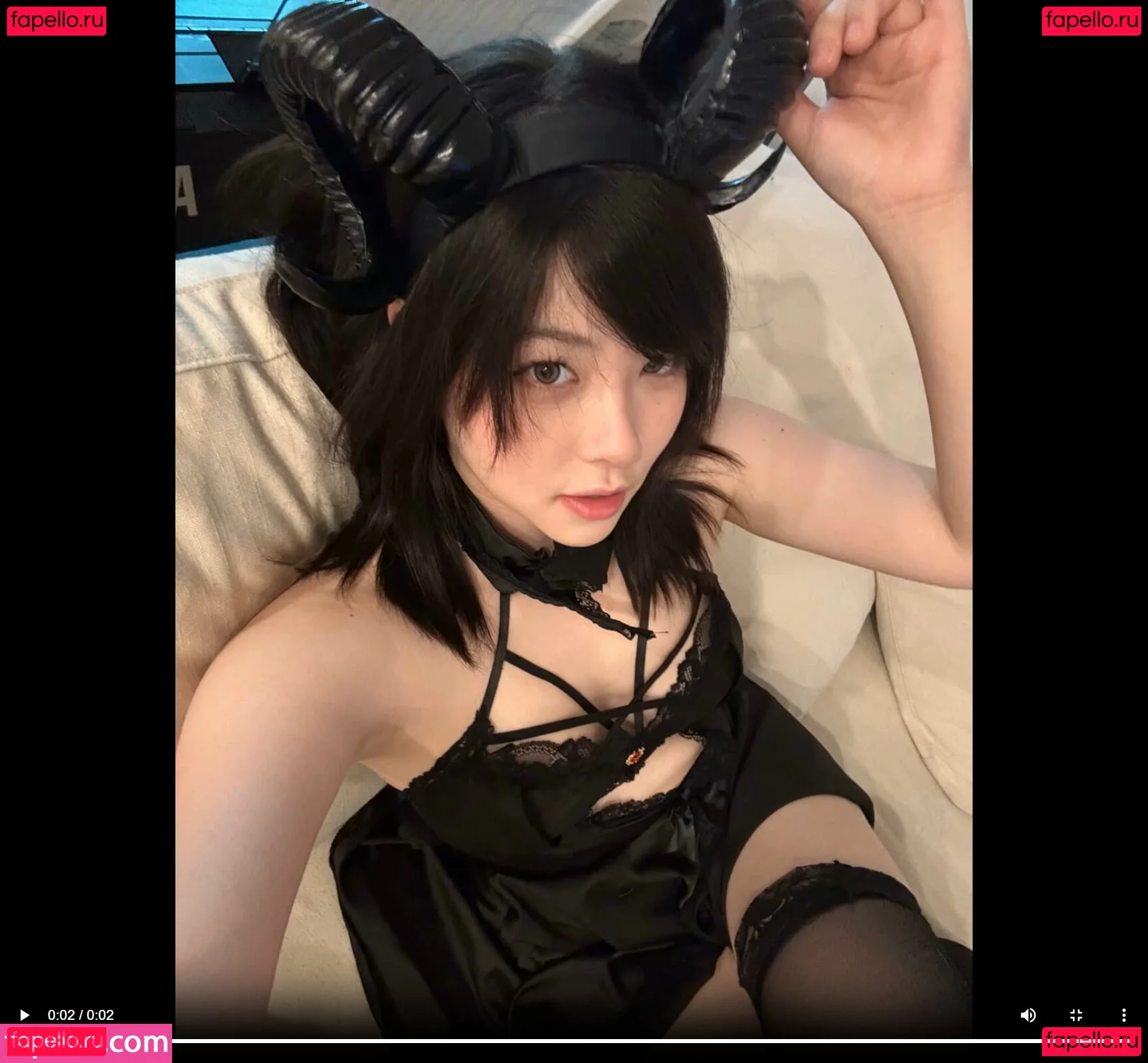 Júlia Nakamura Onlyfans Photo Gallery 