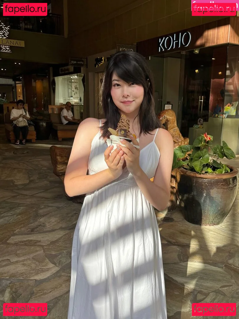 Júlia Nakamura Onlyfans Photo Gallery 