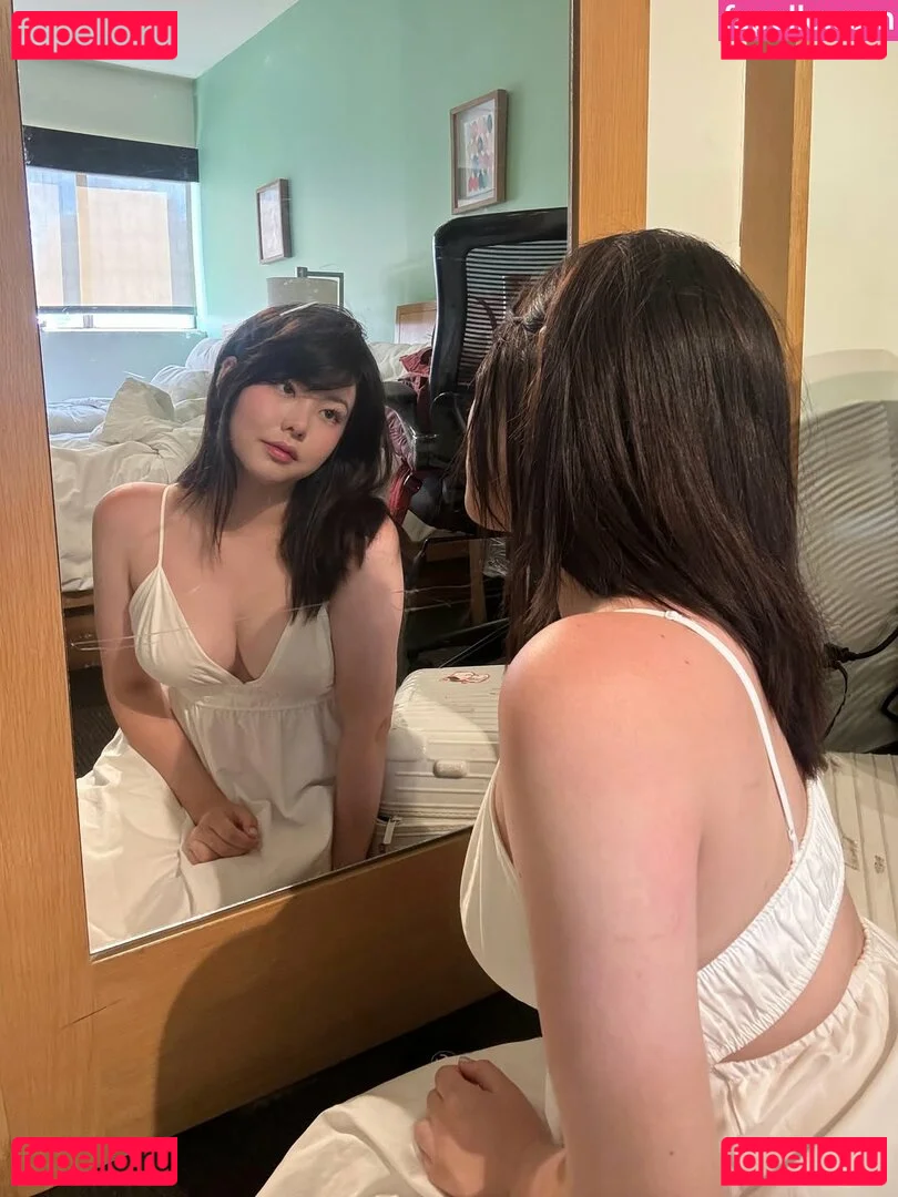 Júlia Nakamura Onlyfans Photo Gallery 