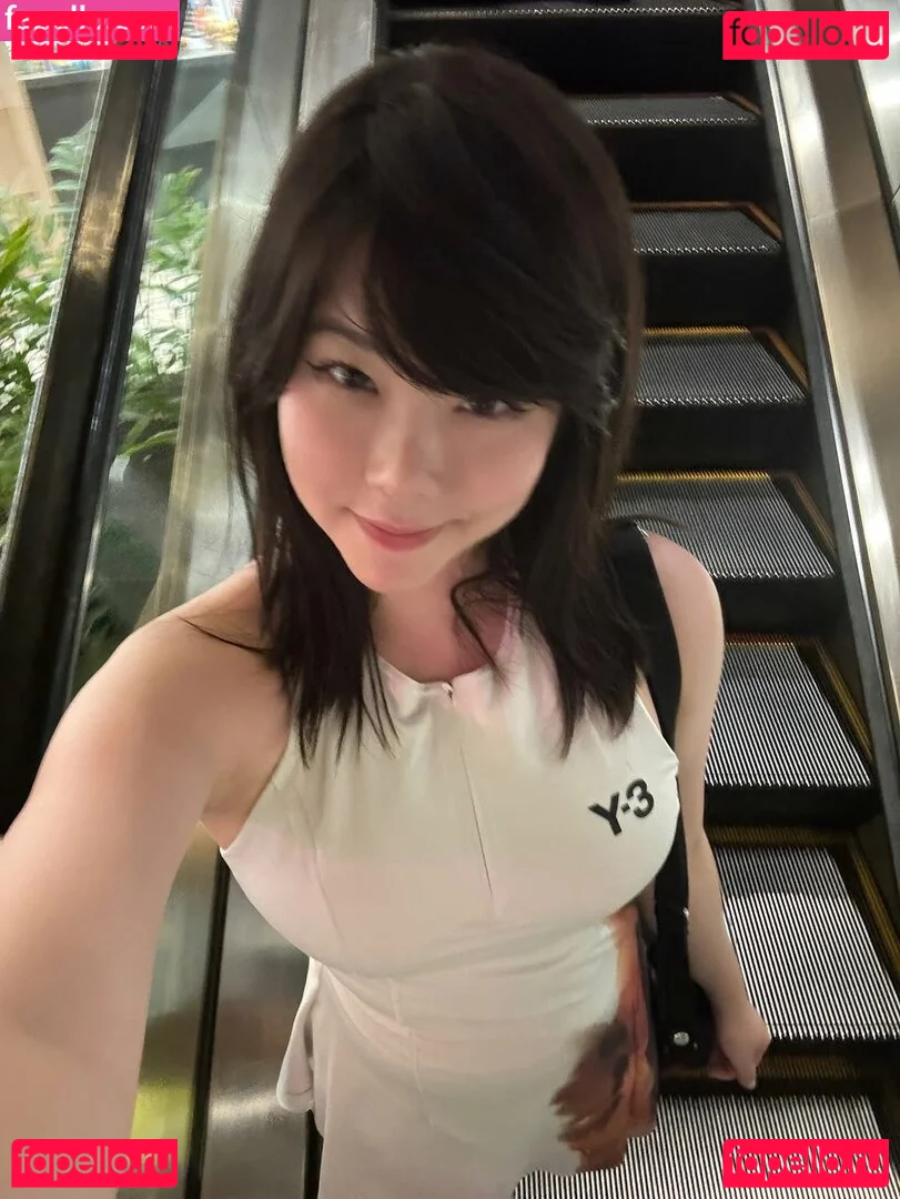 Júlia Nakamura Onlyfans Photo Gallery 