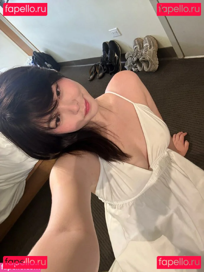 Júlia Nakamura Onlyfans Photo Gallery 