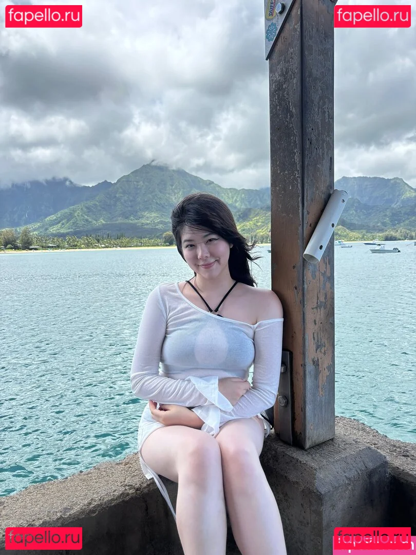 Júlia Nakamura Onlyfans Photo Gallery 