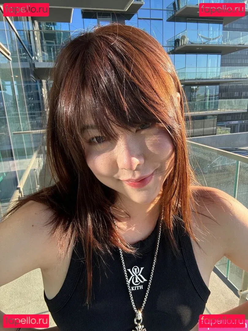 Júlia Nakamura Onlyfans Photo Gallery 