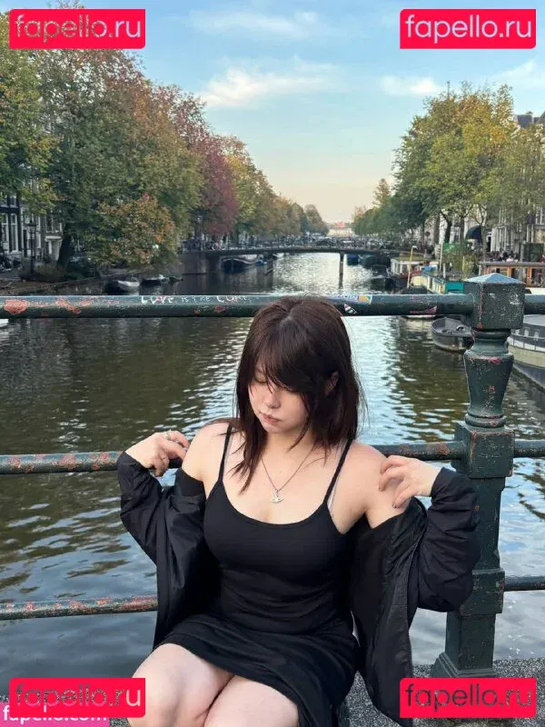 Júlia Nakamura Onlyfans Photo Gallery 