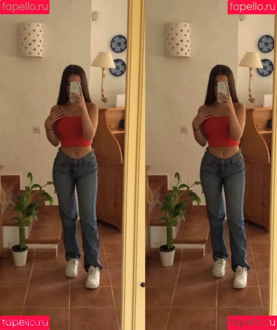 Emilie Onlyfans Photo Gallery 