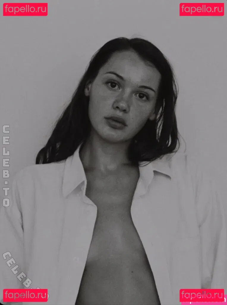 Emilie Onlyfans Photo Gallery 