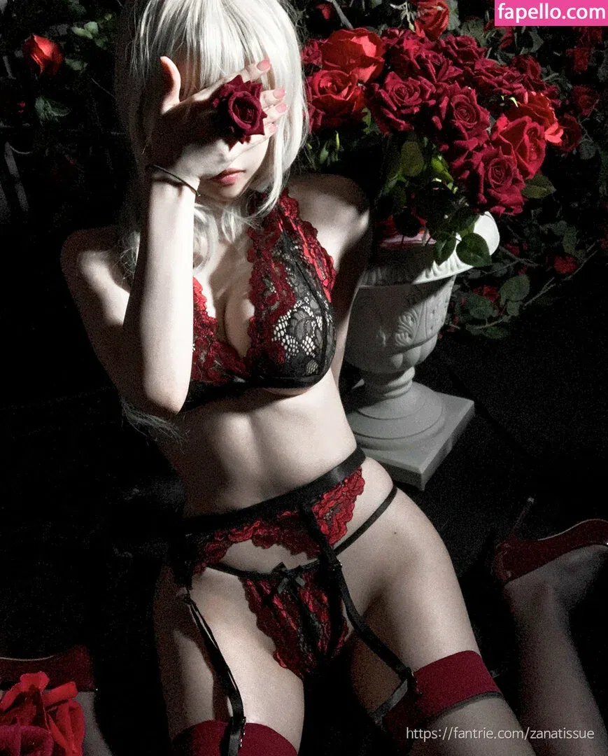 zanatissue Onlyfans Photo Gallery 