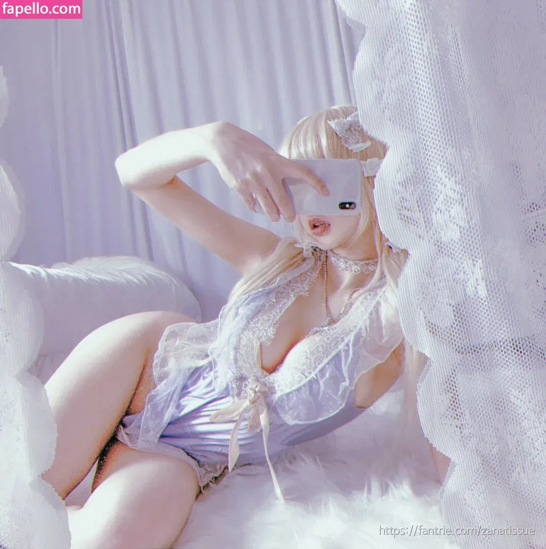 zanatissue Onlyfans Photo Gallery 