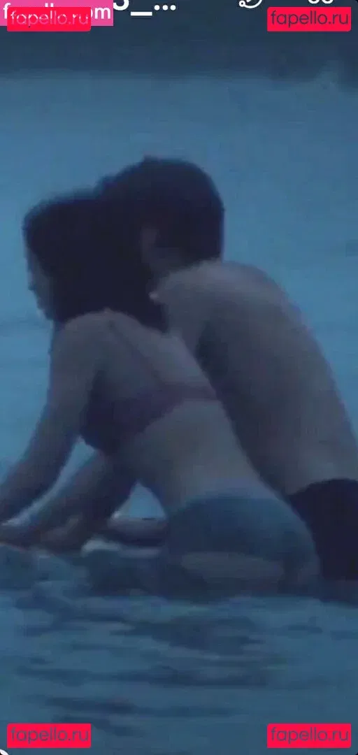 Emily Rudd Onlyfans Photo Gallery 