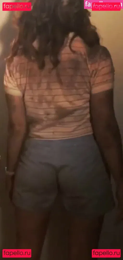 Emily Rudd Onlyfans Photo Gallery 