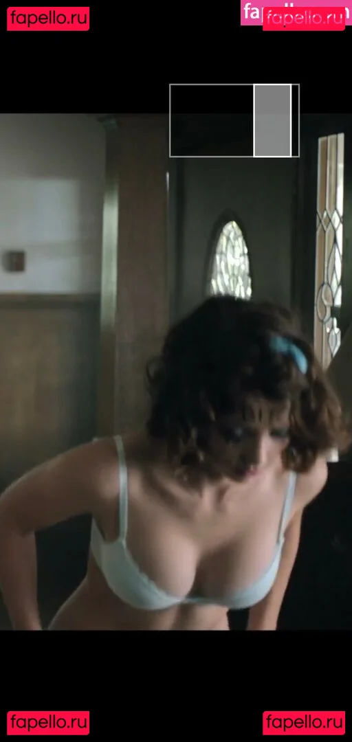 Emily Rudd Onlyfans Photo Gallery 