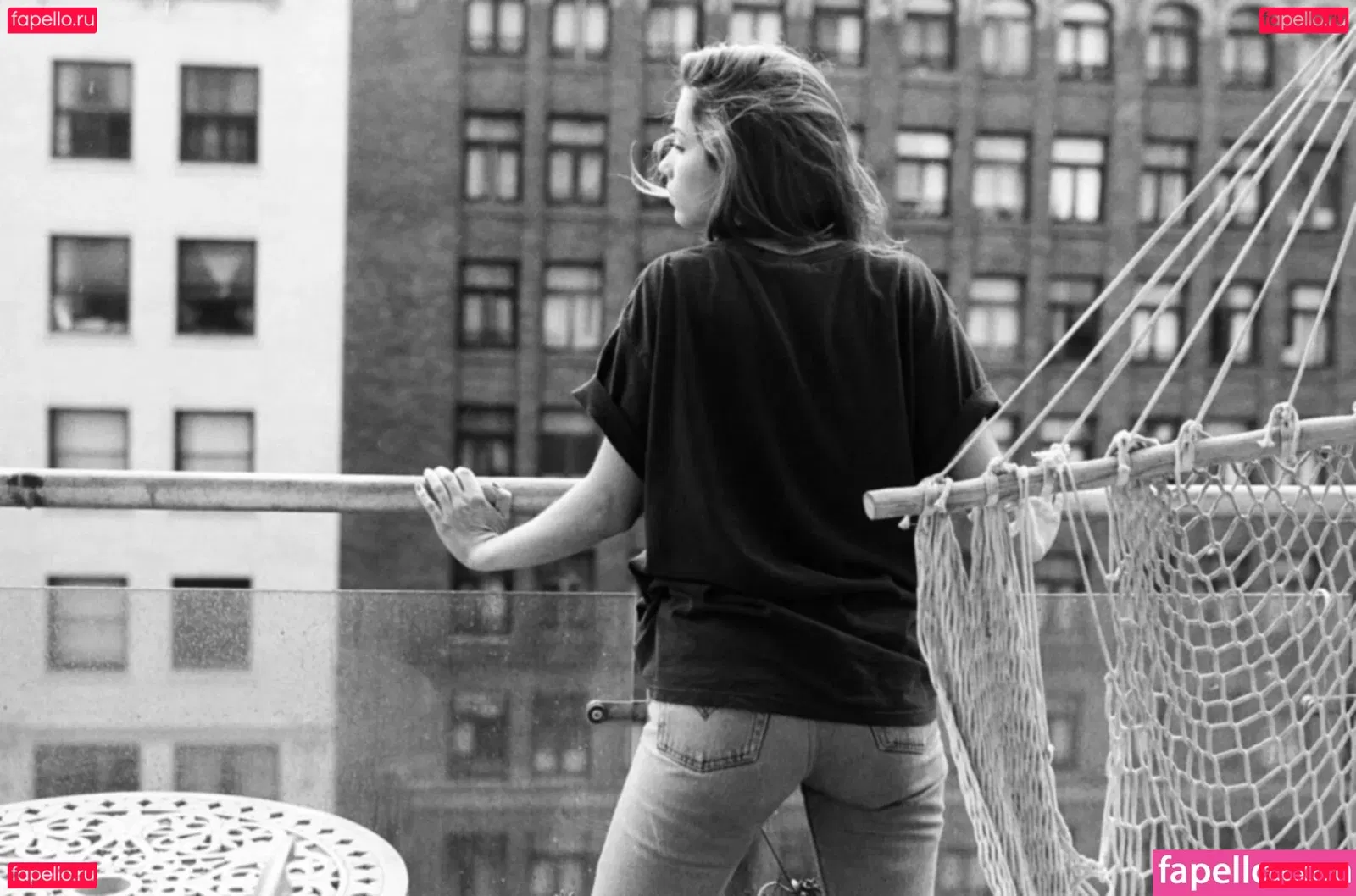 Emily Rudd Onlyfans Photo Gallery 