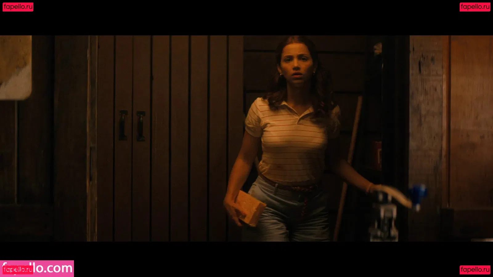 Emily Rudd Onlyfans Photo Gallery 