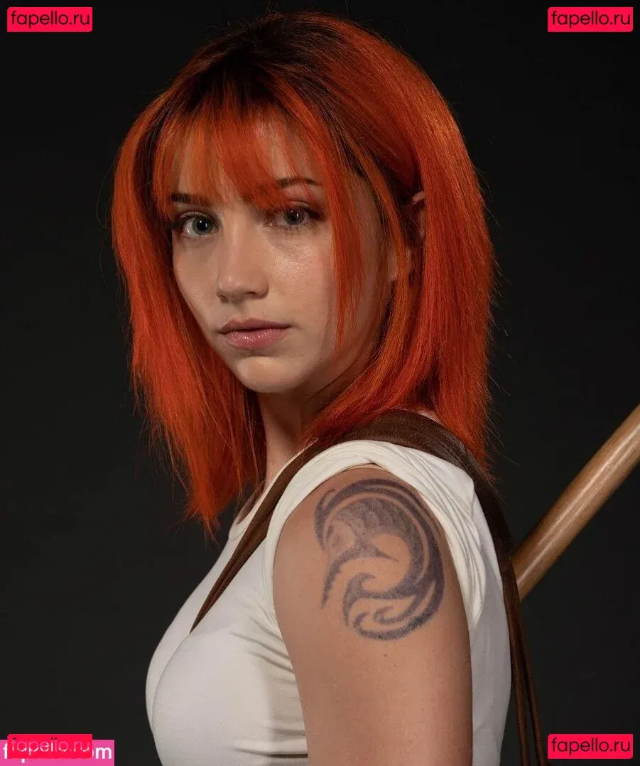 Emily Rudd Onlyfans Photo Gallery 