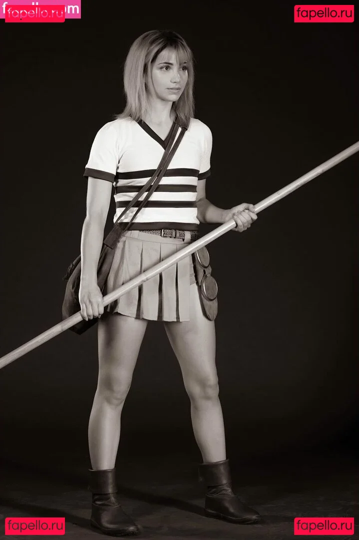 Emily Rudd Onlyfans Photo Gallery 