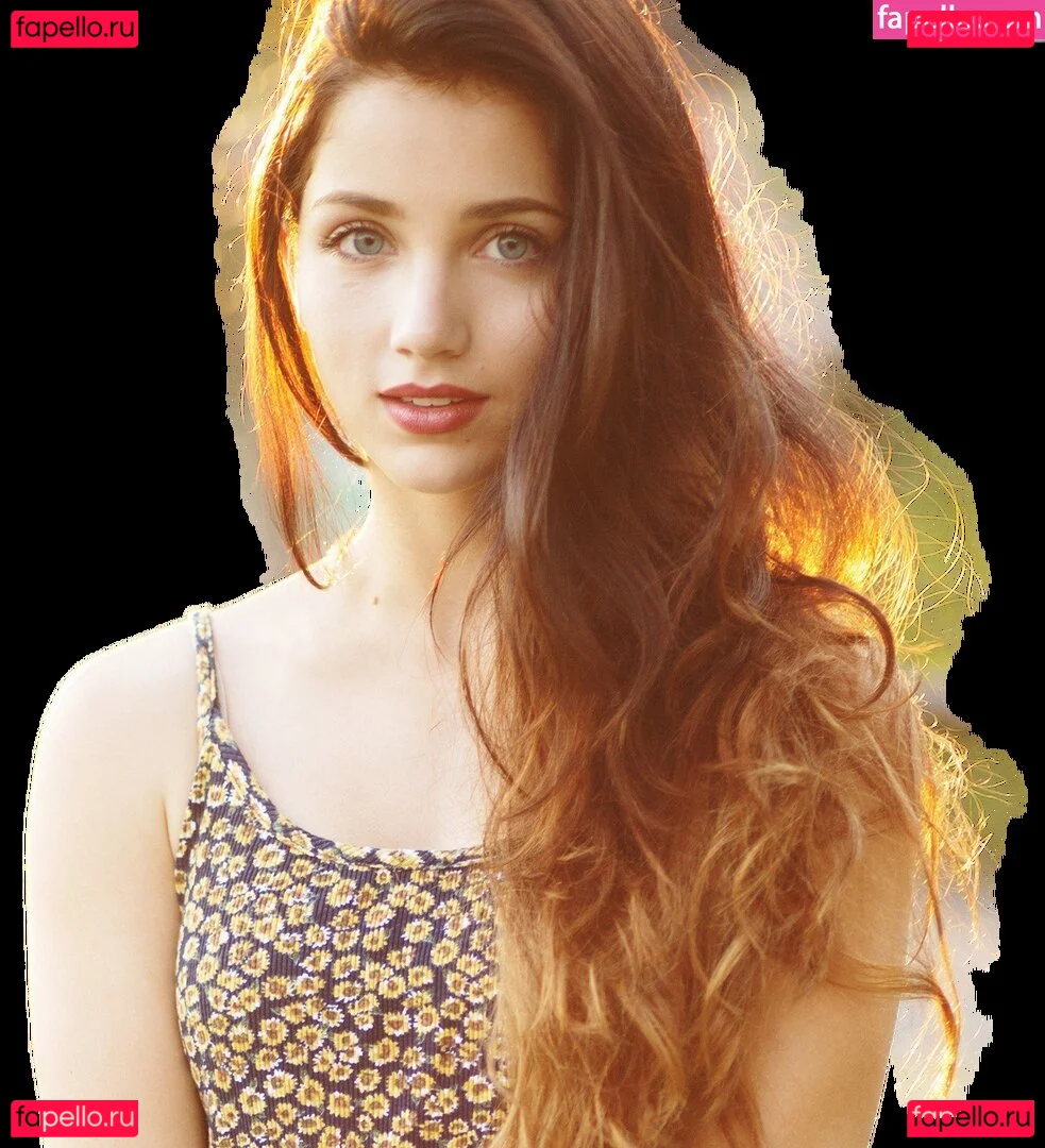 Emily Rudd Onlyfans Photo Gallery 