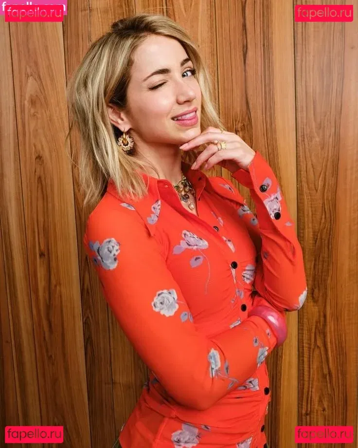 Emily Rudd Onlyfans Photo Gallery 