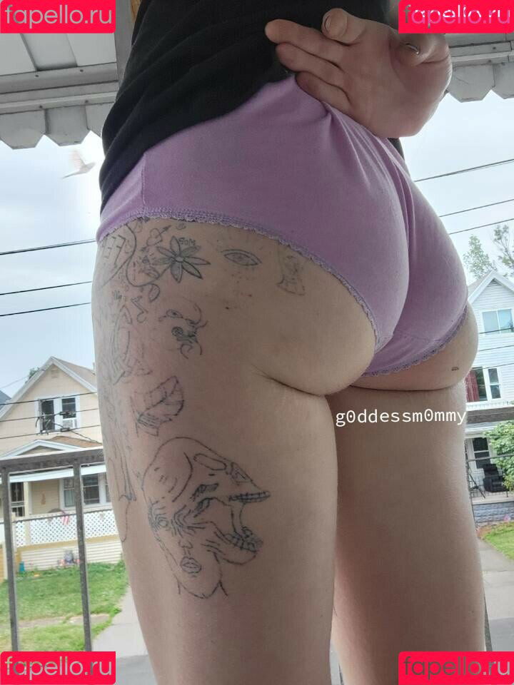 g0ddessm0mmy Onlyfans Photo Gallery 