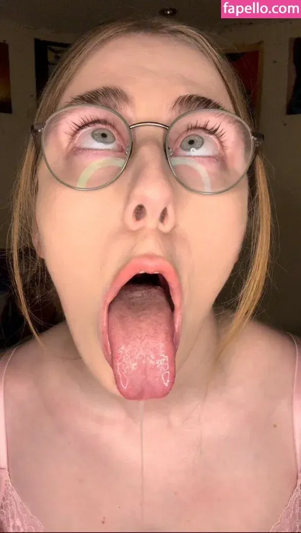 girlgaymer Onlyfans Photo Gallery 