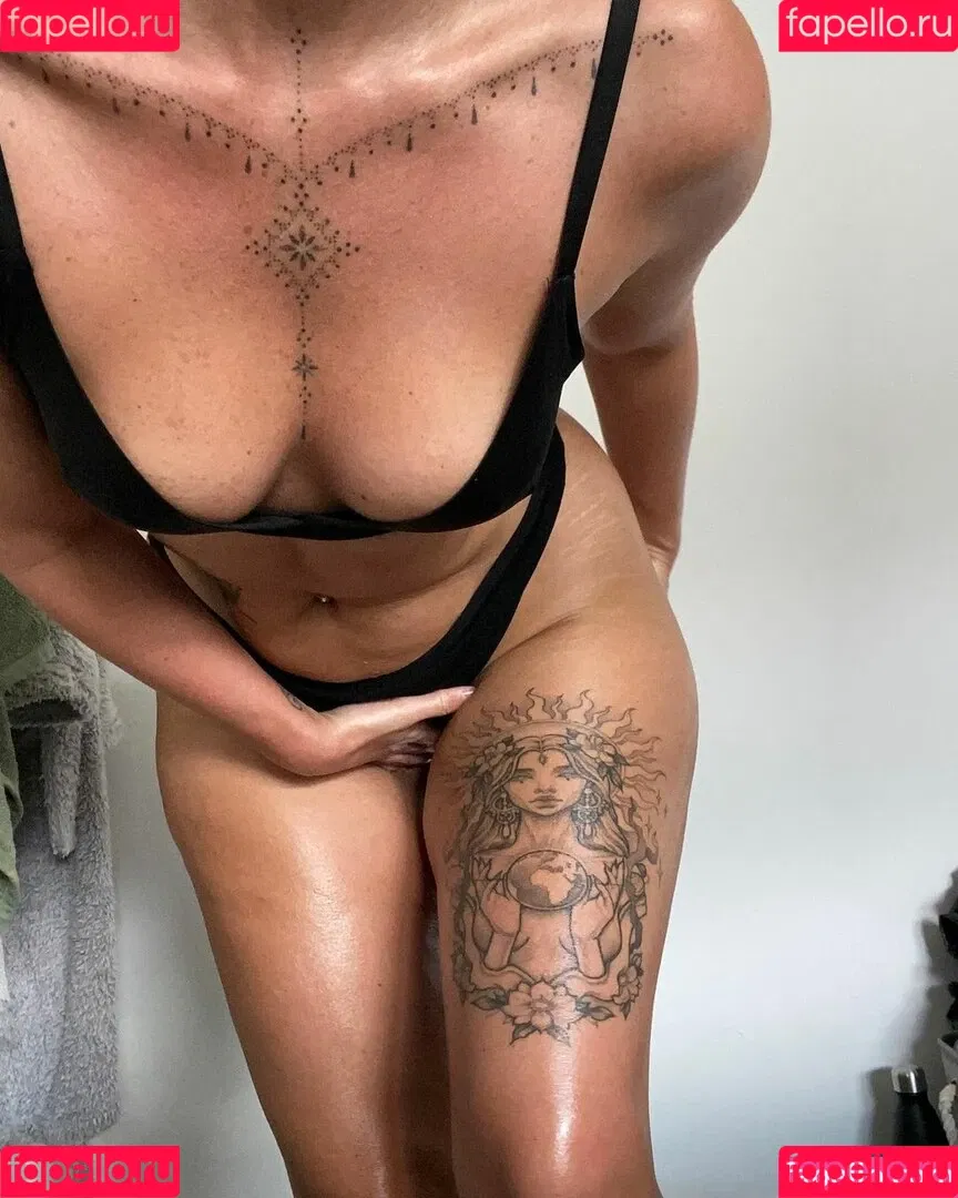 Axellepeach_ Onlyfans Photo Gallery 