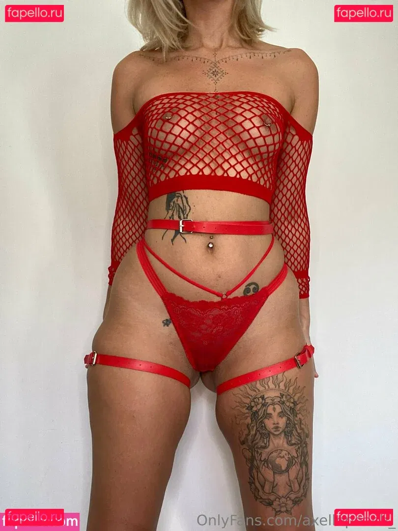 Axellepeach_ Onlyfans Photo Gallery 