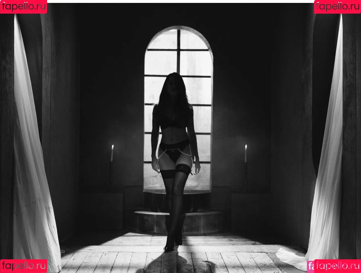 Anna Zapala Onlyfans Photo Gallery 