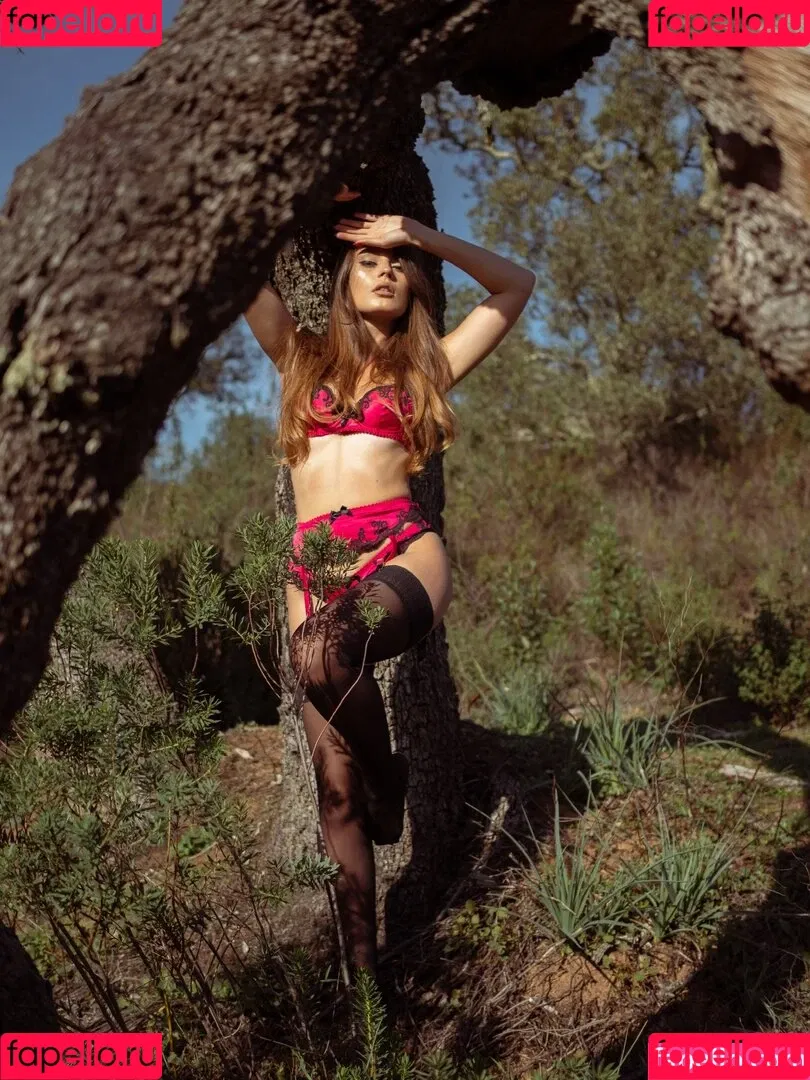 Anna Zapala Onlyfans Photo Gallery 