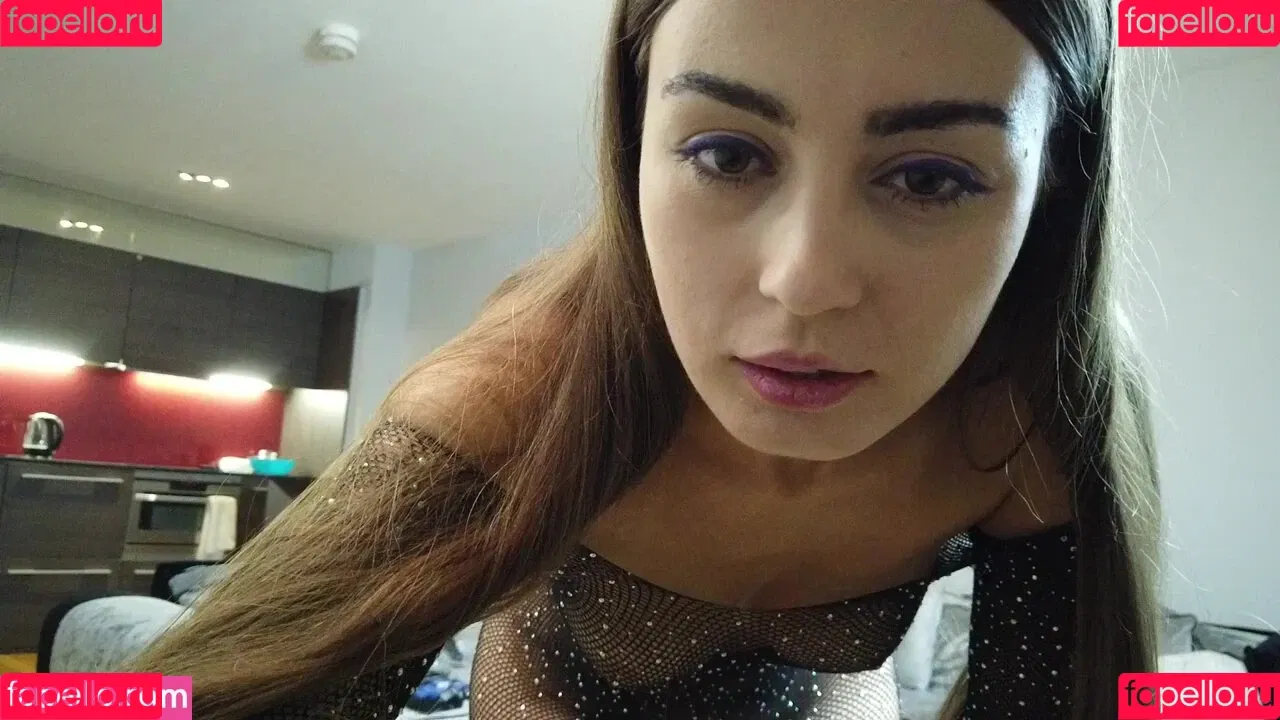 Anna Zapala Onlyfans Photo Gallery 