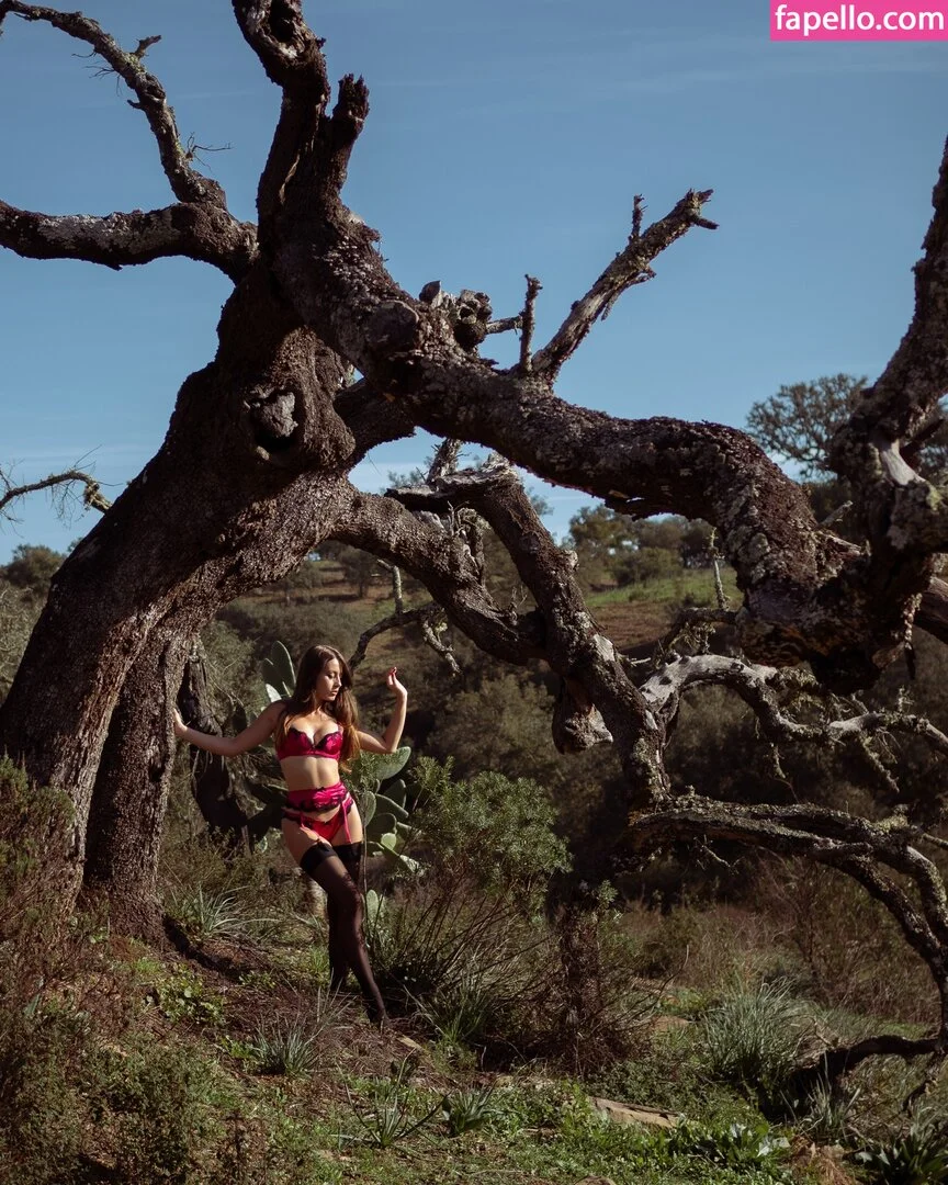 Anna Zapala Onlyfans Photo Gallery 