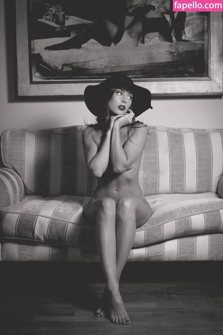 Anna Zapala Onlyfans Photo Gallery 