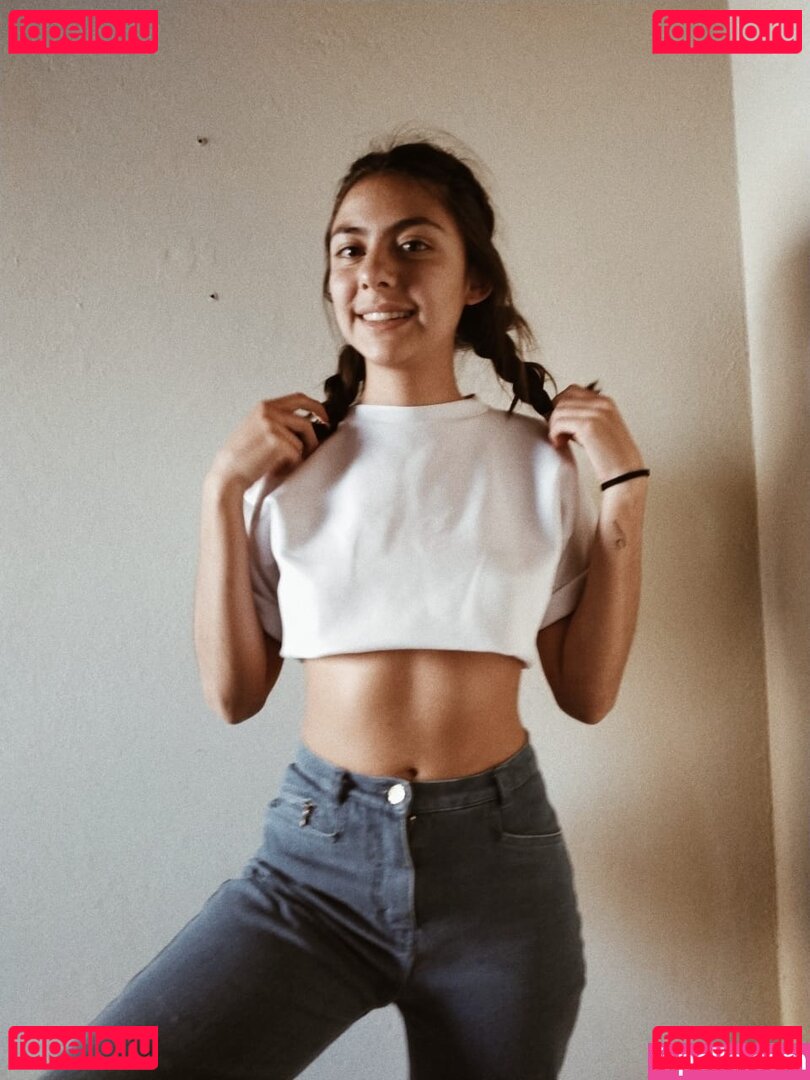 Manuela Velez Nude Onlyfans Photo 13