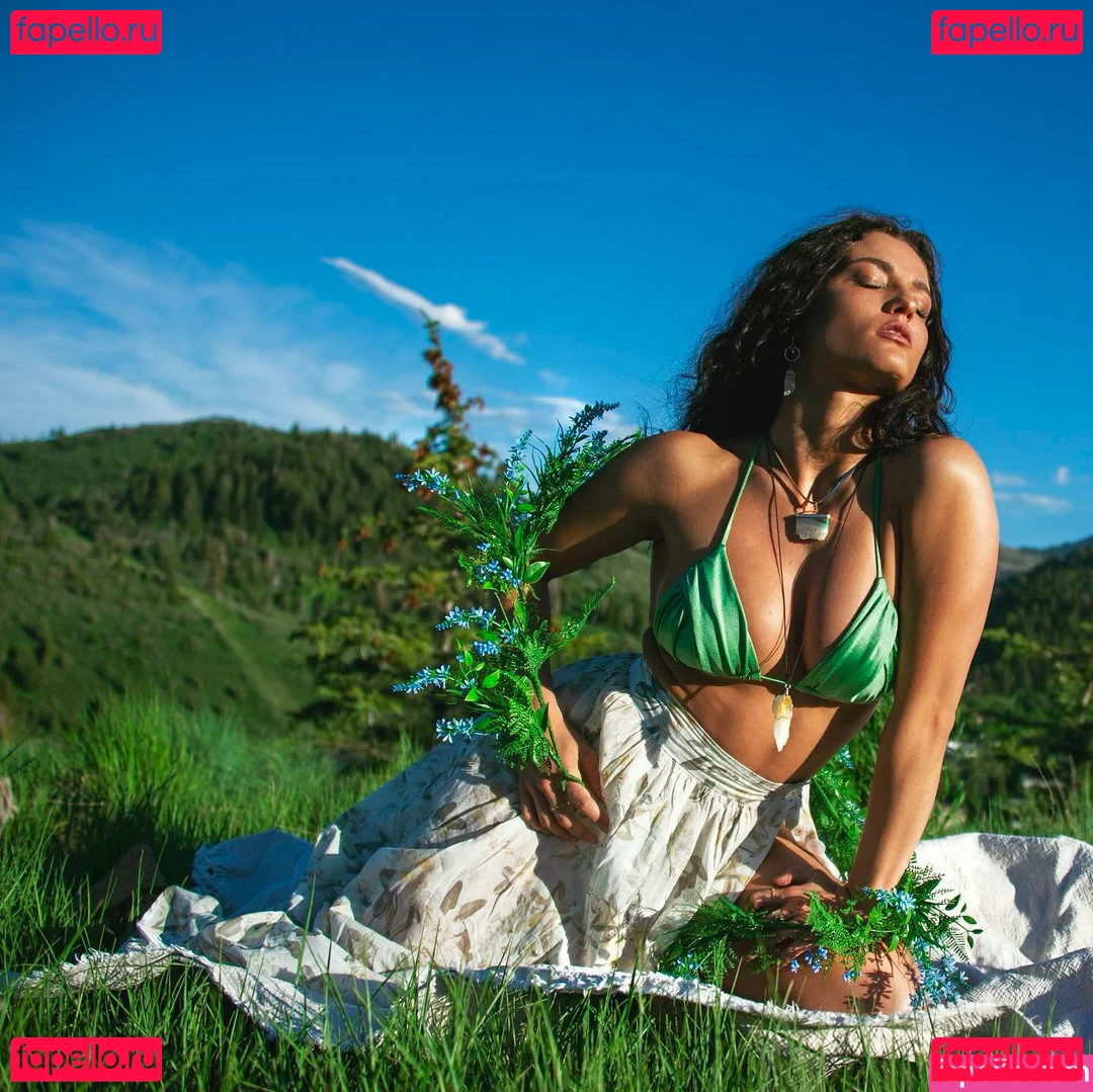 Chanyota Onlyfans Photo Gallery 