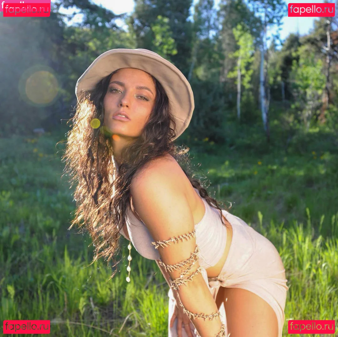 Chanyota Onlyfans Photo Gallery 