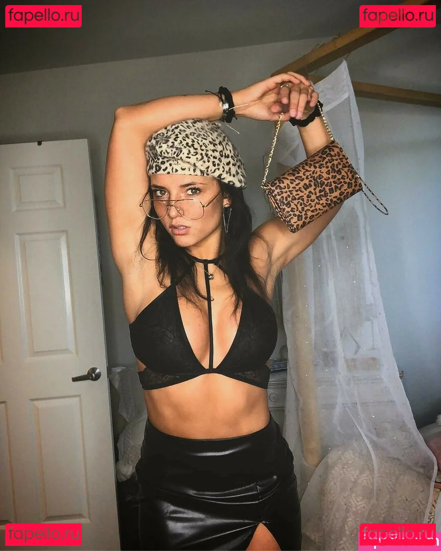 Chanyota Onlyfans Photo Gallery 