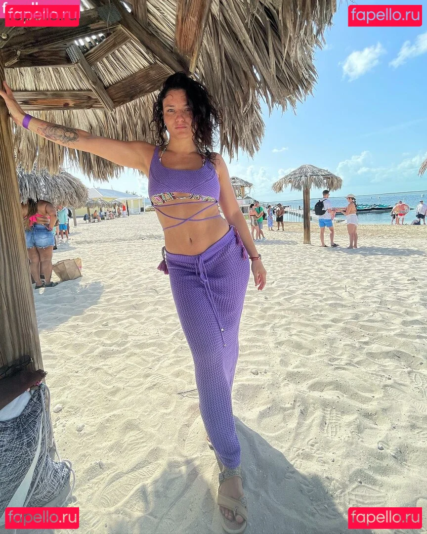 Chanyota Onlyfans Photo Gallery 