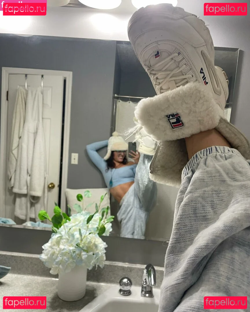 Chanyota Onlyfans Photo Gallery 