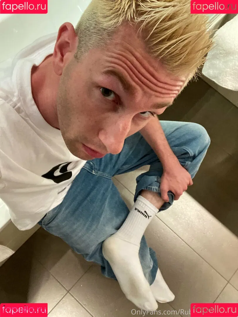 rubberskaterboy Onlyfans Photo Gallery 