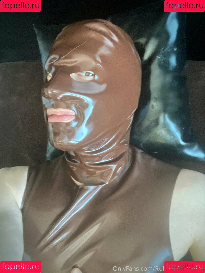 rubberskaterboy Onlyfans Photo Gallery 