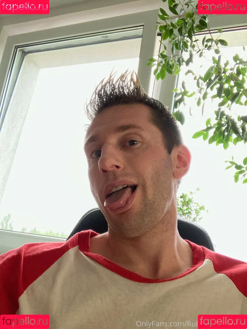 rubberskaterboy Onlyfans Photo Gallery 