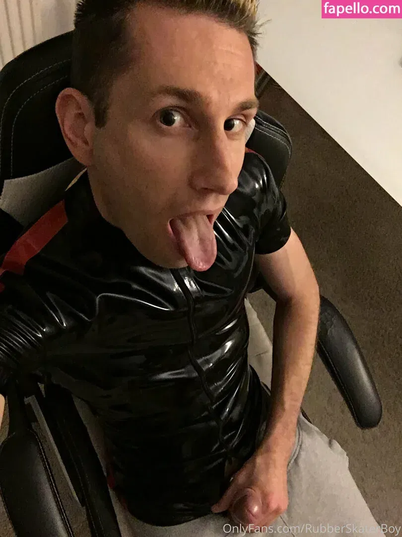 rubberskaterboy Onlyfans Photo Gallery 