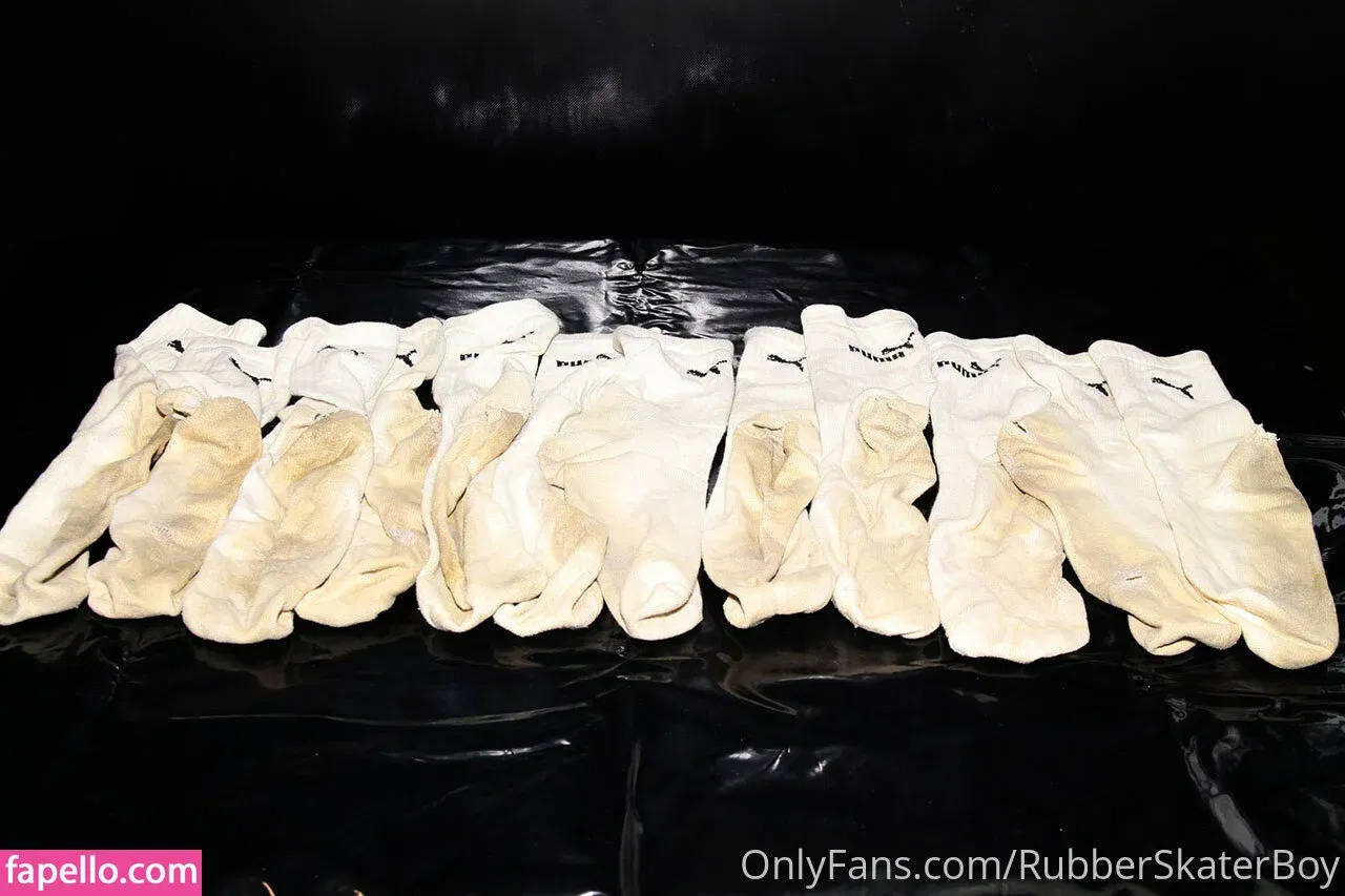 rubberskaterboy Onlyfans Photo Gallery 