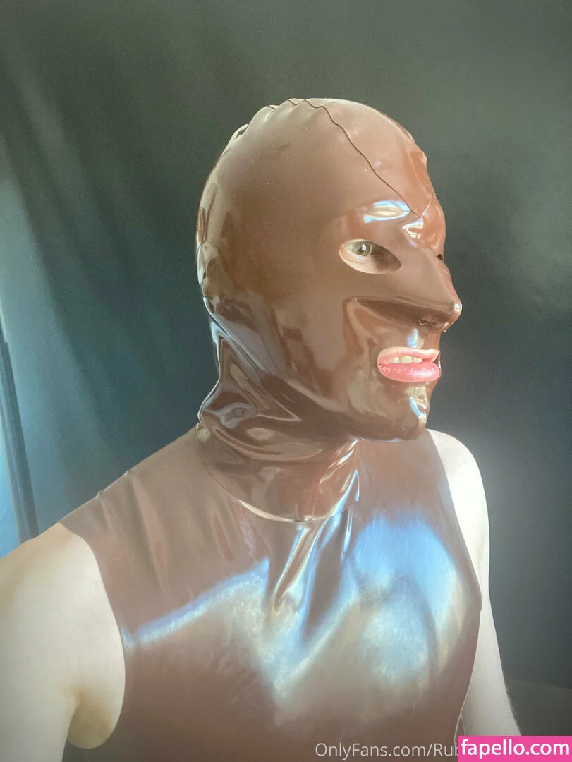 rubberskaterboy Onlyfans Photo Gallery 