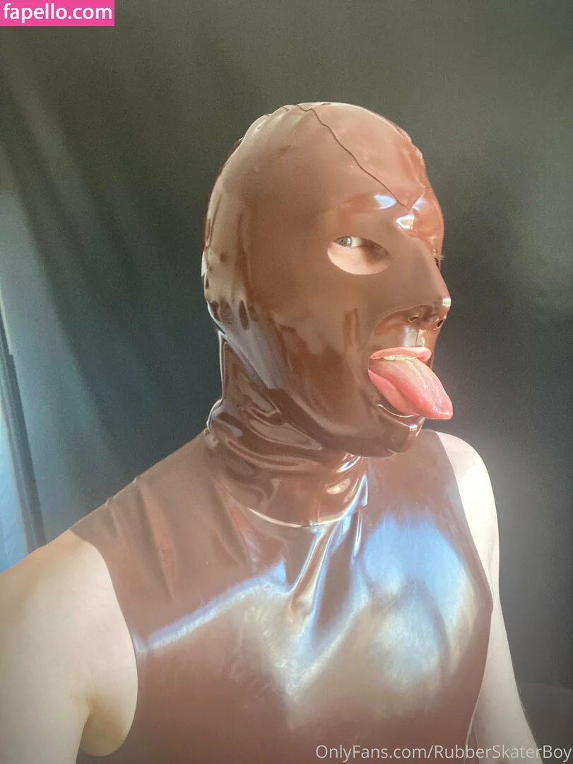 rubberskaterboy Onlyfans Photo Gallery 