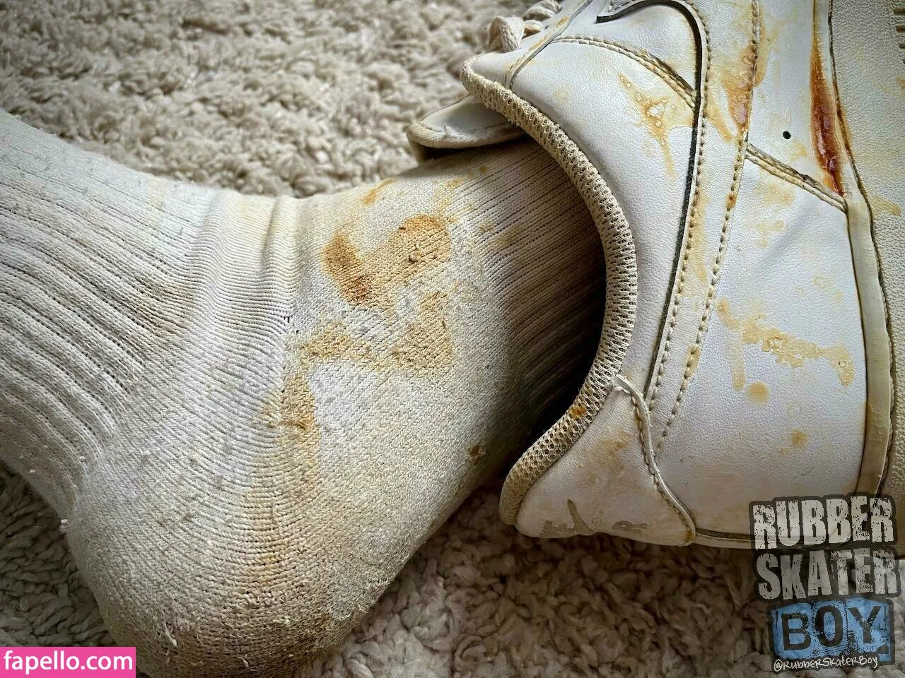 rubberskaterboy Onlyfans Photo Gallery 