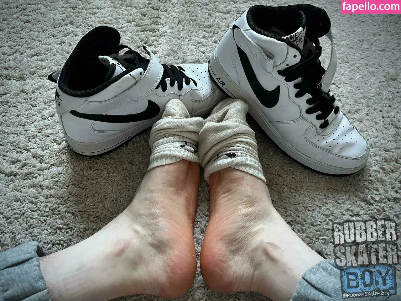 rubberskaterboy Onlyfans Photo Gallery 