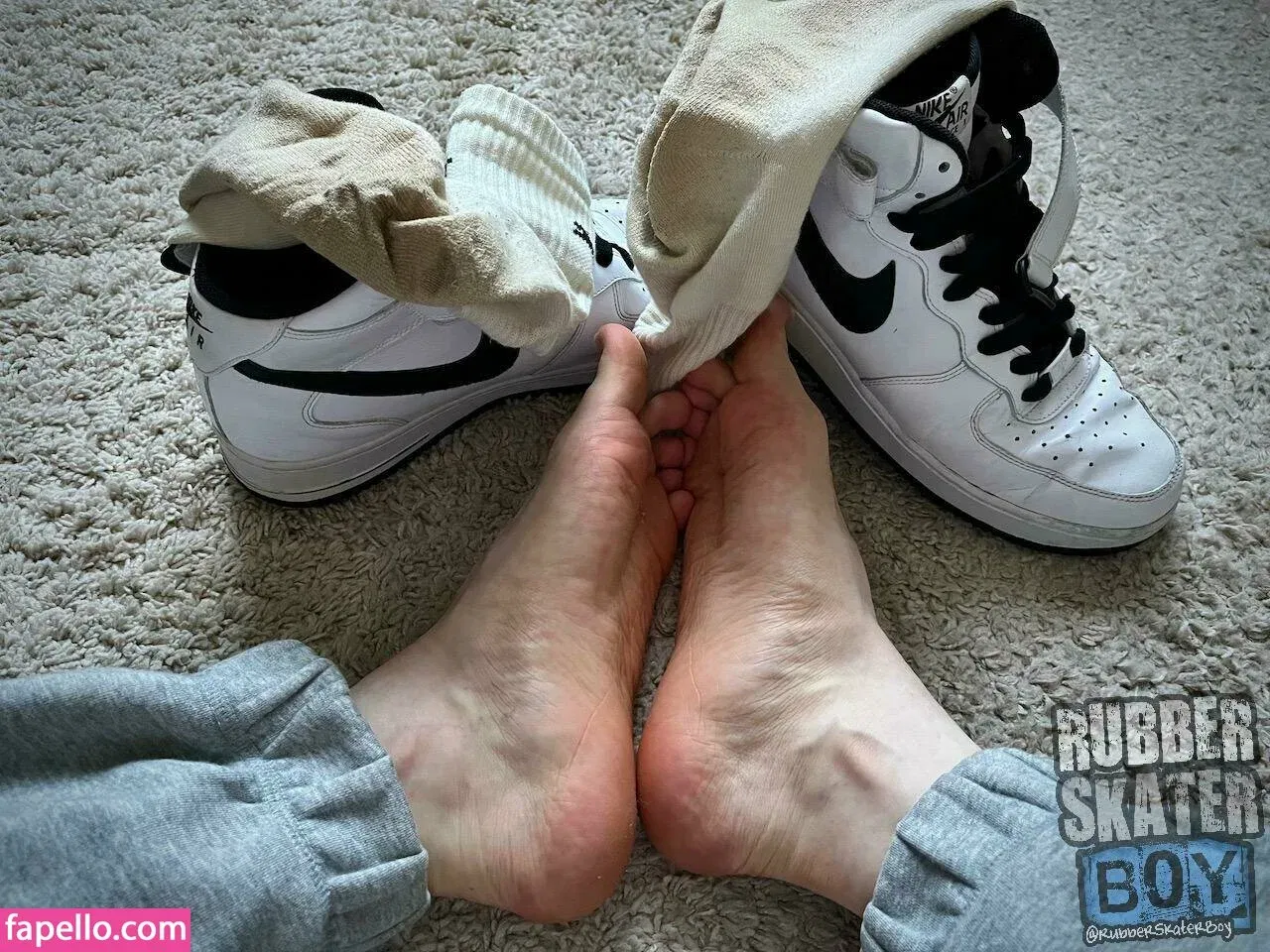 rubberskaterboy Onlyfans Photo Gallery 